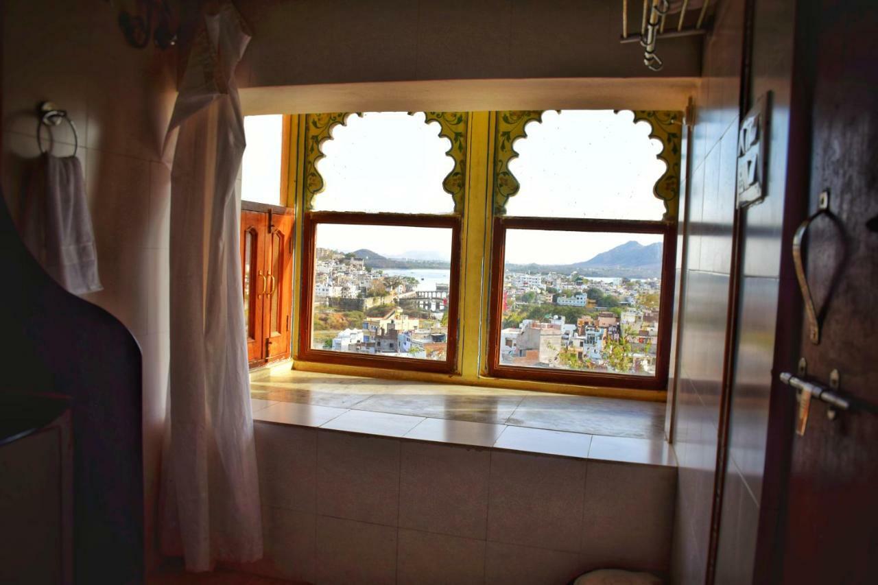 Hotel Kurabar Kothi Udaipur Eksteriør billede