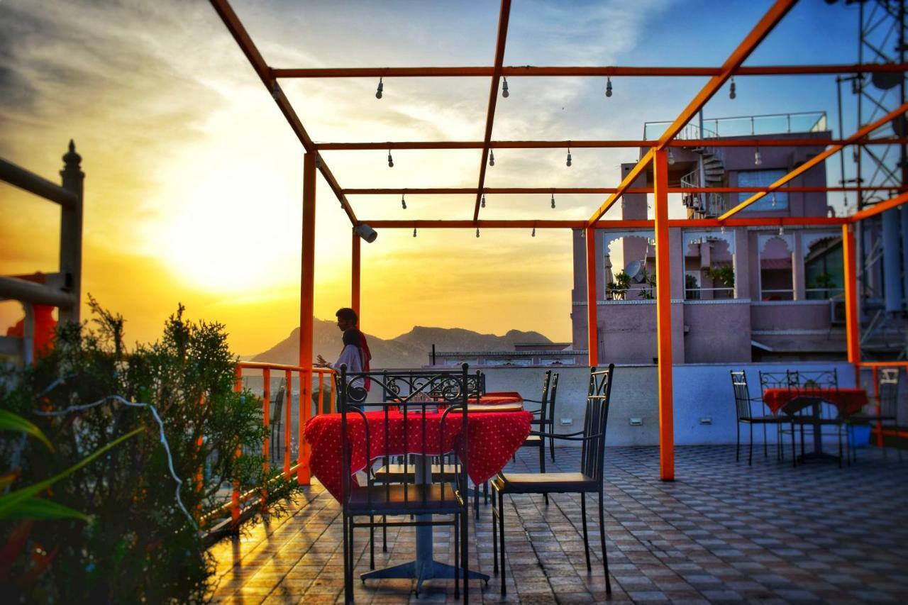 Hotel Kurabar Kothi Udaipur Eksteriør billede