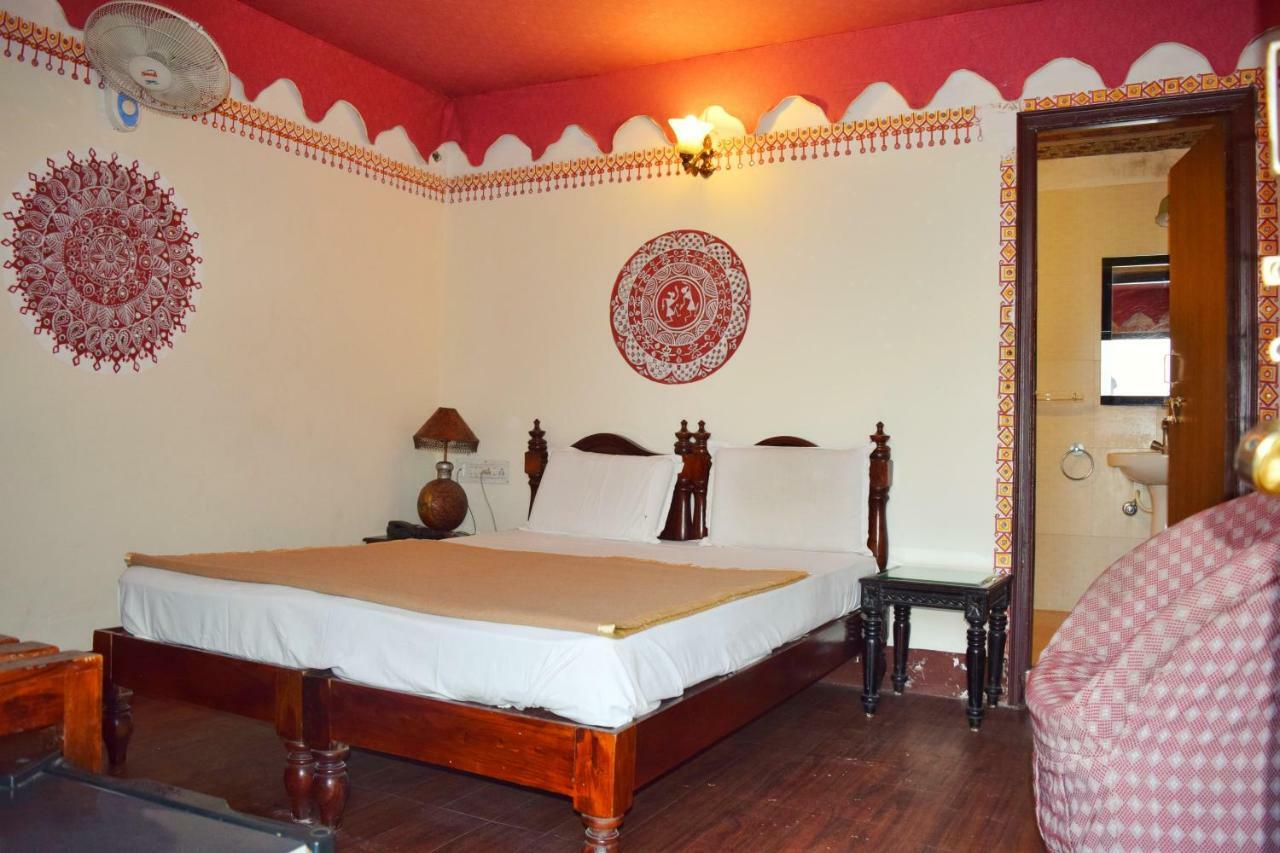 Hotel Kurabar Kothi Udaipur Eksteriør billede